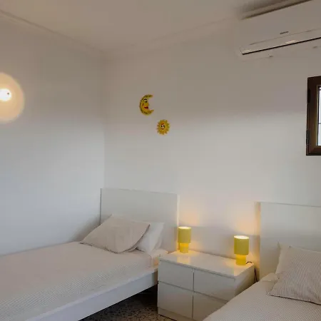 Renovated With Views In And Swimming Pool Apartamento Nerja