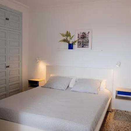 Renovated With Views In And Swimming Pool Apartamento *